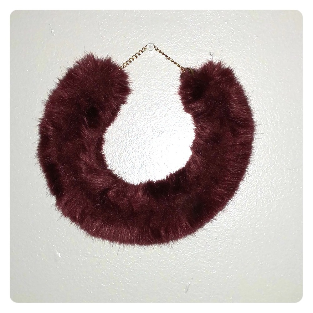 Burgundy feather necklace